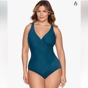 Miraclesuit 22W Plus Size Wire-Free Oceanus One-Piece